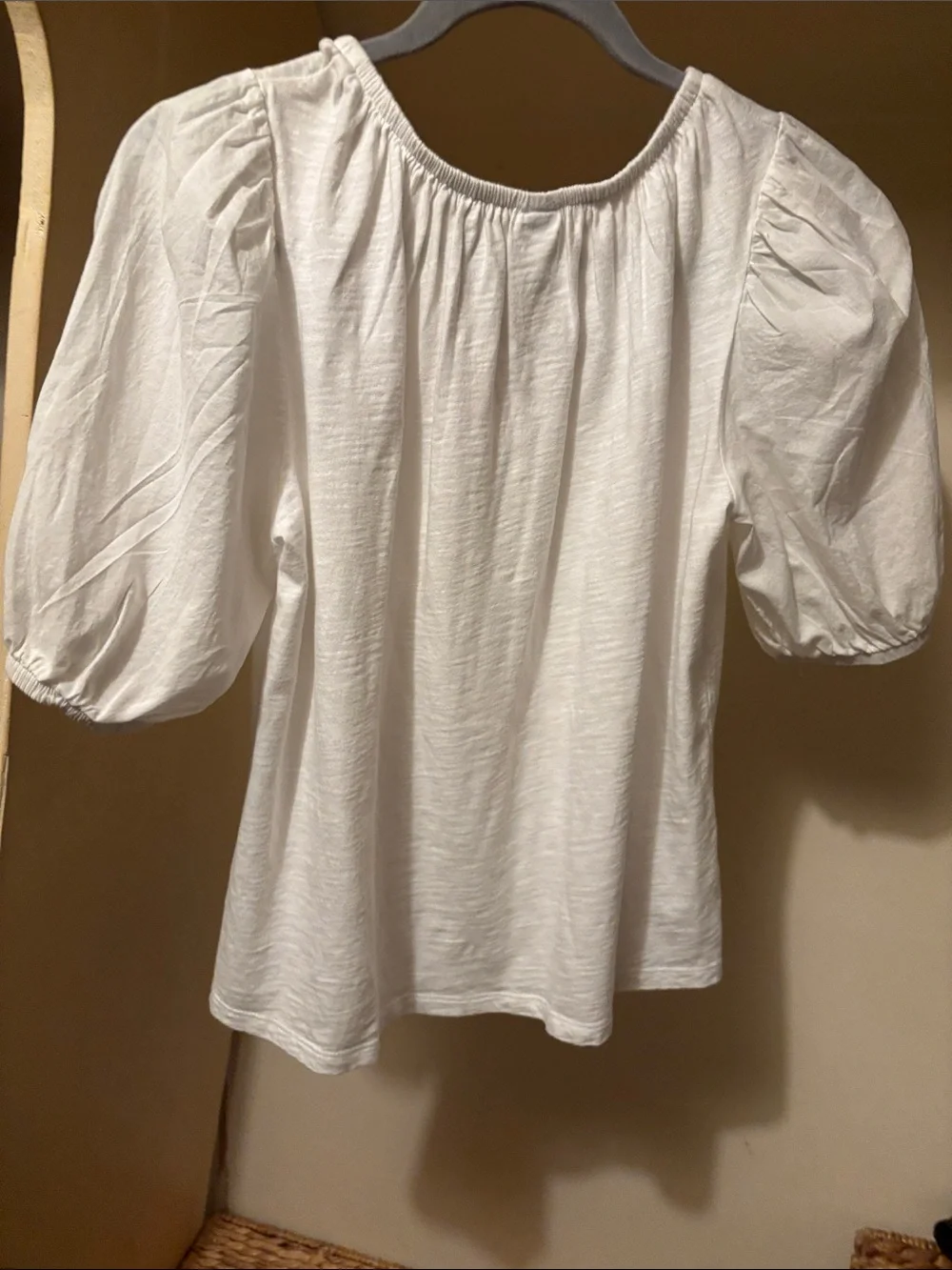 Old Navy Sz small White Puff Sleeve Peasant Top - Classic Women's Tee NWOT